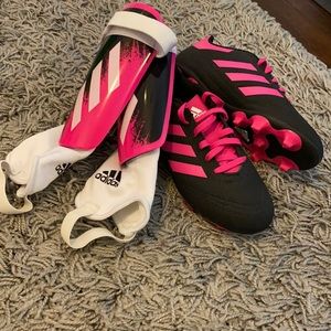 NWOT Girls Adidas Soccer Cleats